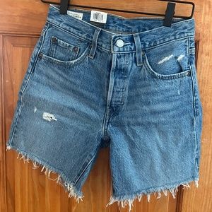 Levi’s 501 Mid-thigh Shorts